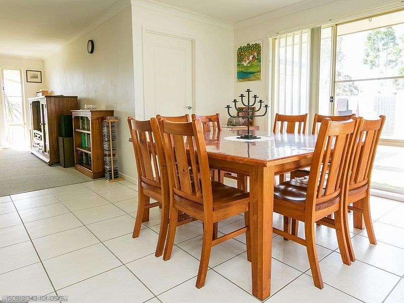 11 Golden Grove Court, Eli Waters QLD 4655