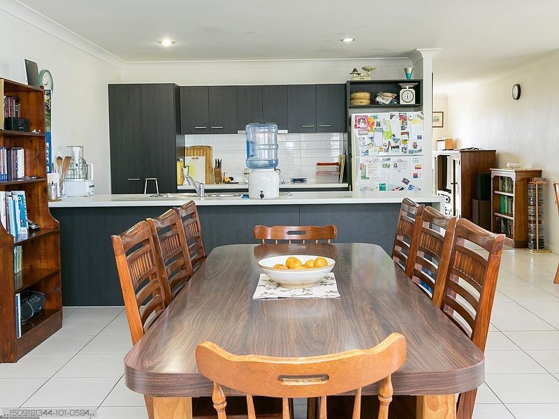 11 Golden Grove Court, Eli Waters QLD 4655