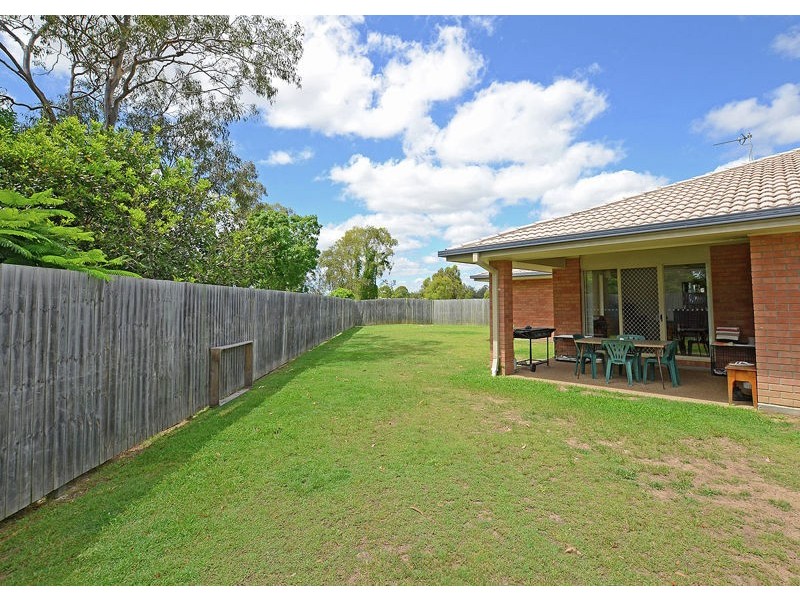 11 Golden Grove Court, Eli Waters QLD 4655