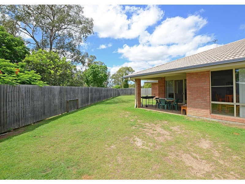 11 Golden Grove Court, Eli Waters QLD 4655