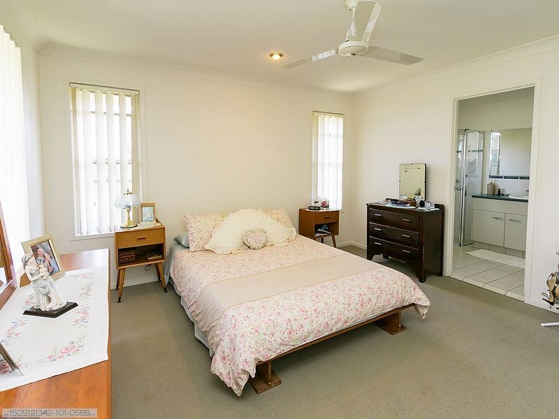 11 Golden Grove Court, Eli Waters QLD 4655