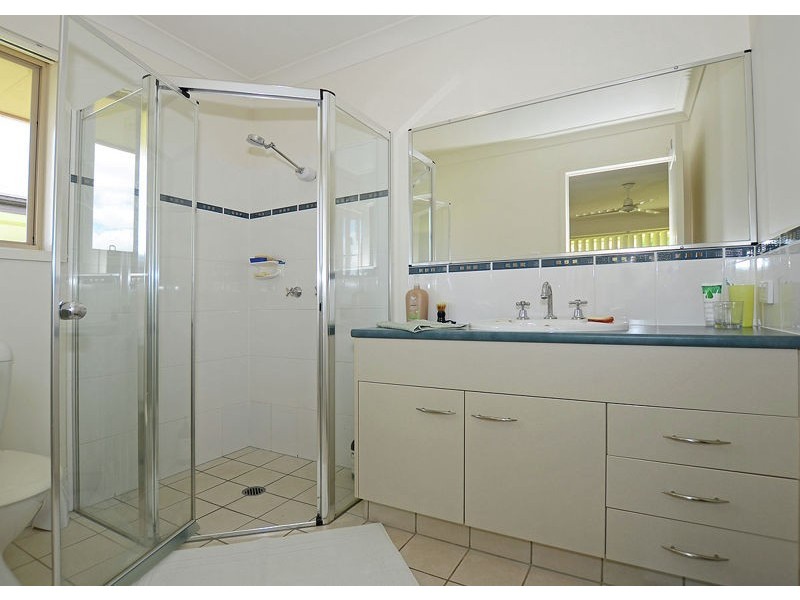 11 Golden Grove Court, Eli Waters QLD 4655