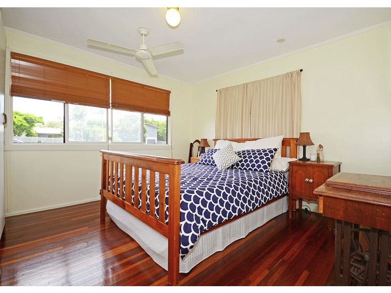 7 Helsham Street, Point Vernon QLD 4655