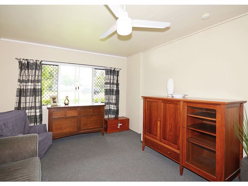 7 Helsham Street, Point Vernon QLD 4655
