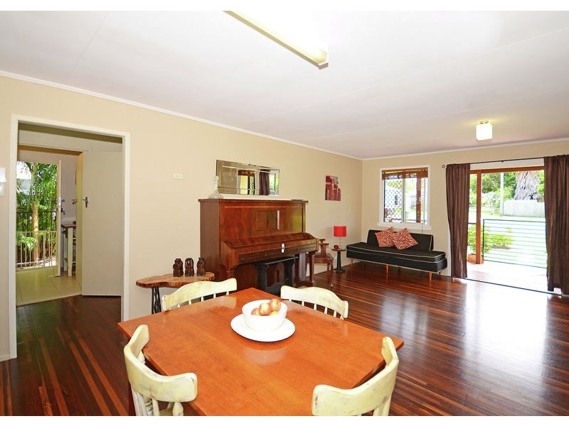7 Helsham Street, Point Vernon QLD 4655