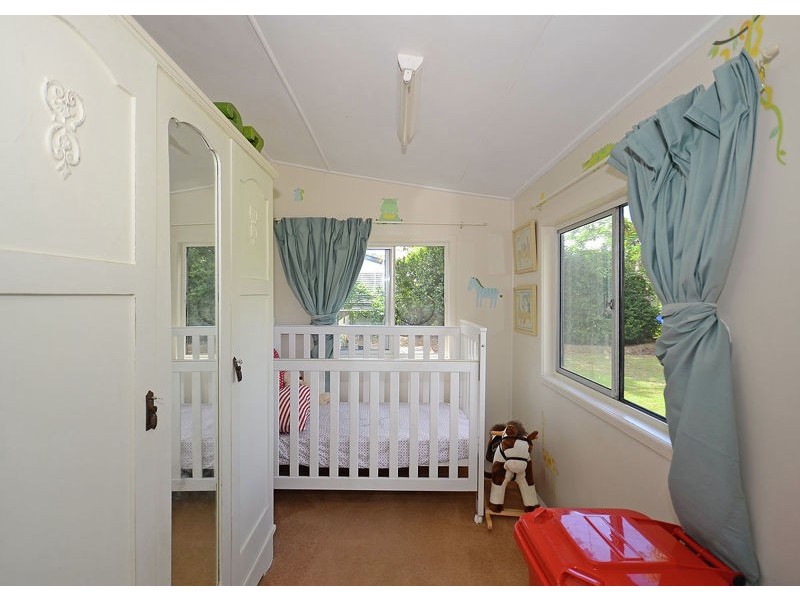 7 Helsham Street, Point Vernon QLD 4655