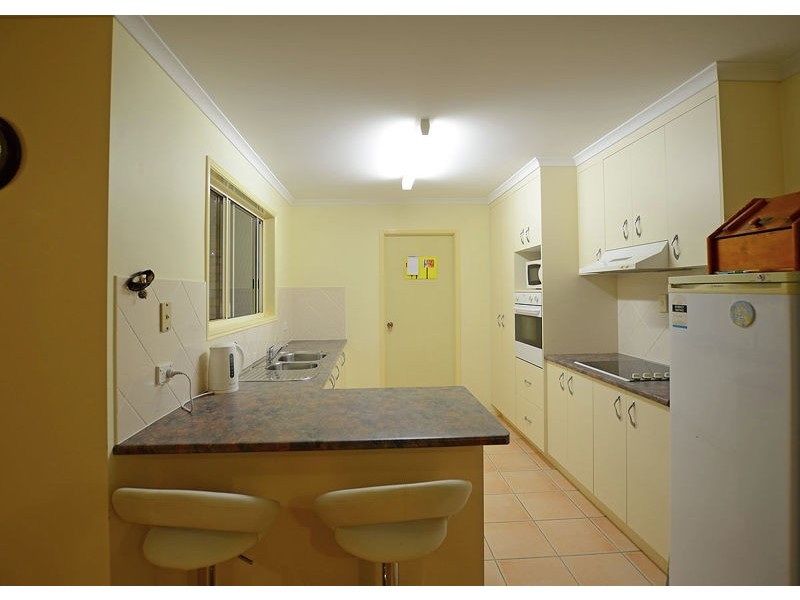 5 Sonder Street, Urangan QLD 4655