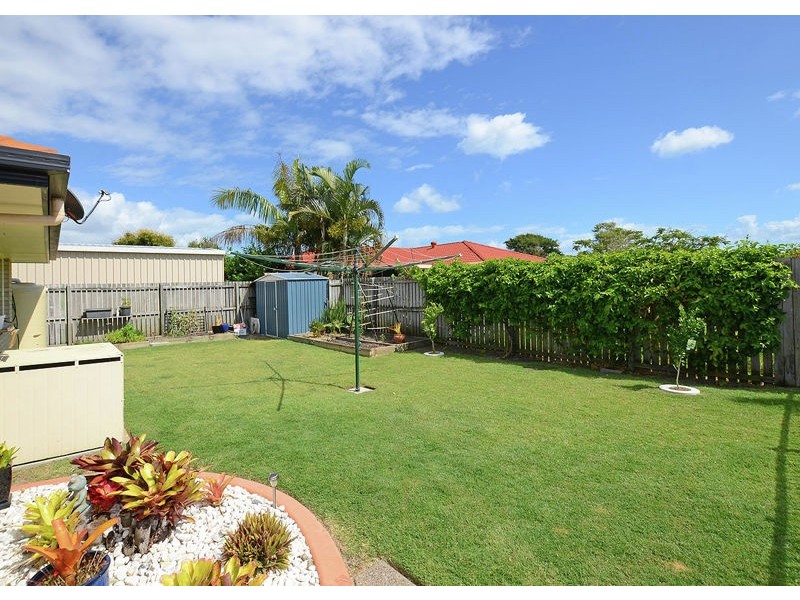 5 Sonder Street, Urangan QLD 4655