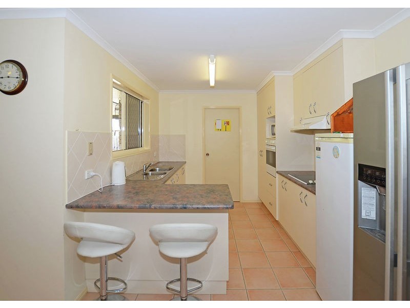 5 Sonder Street, Urangan QLD 4655