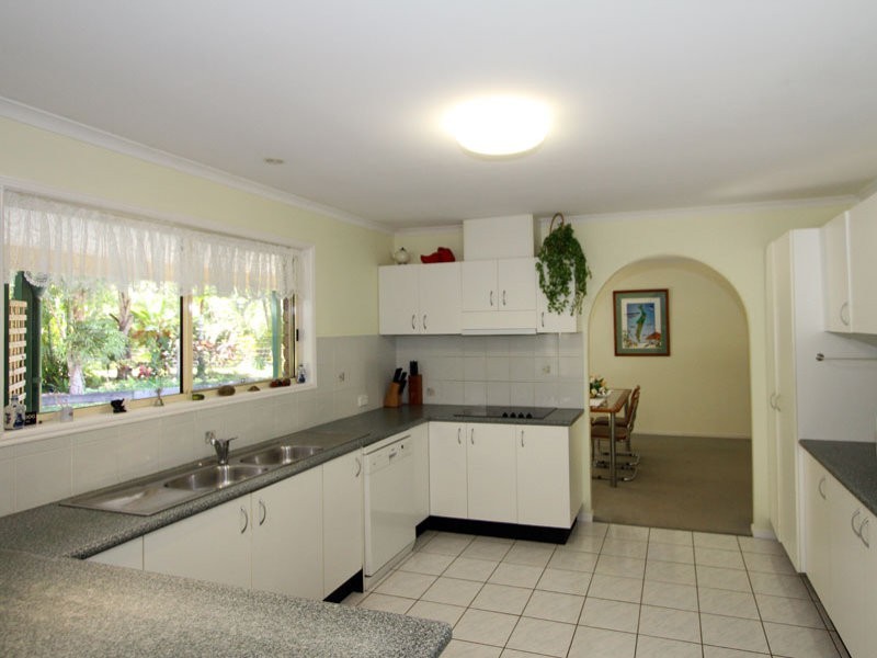 22 Ti Tree Road West, Booral QLD 4655