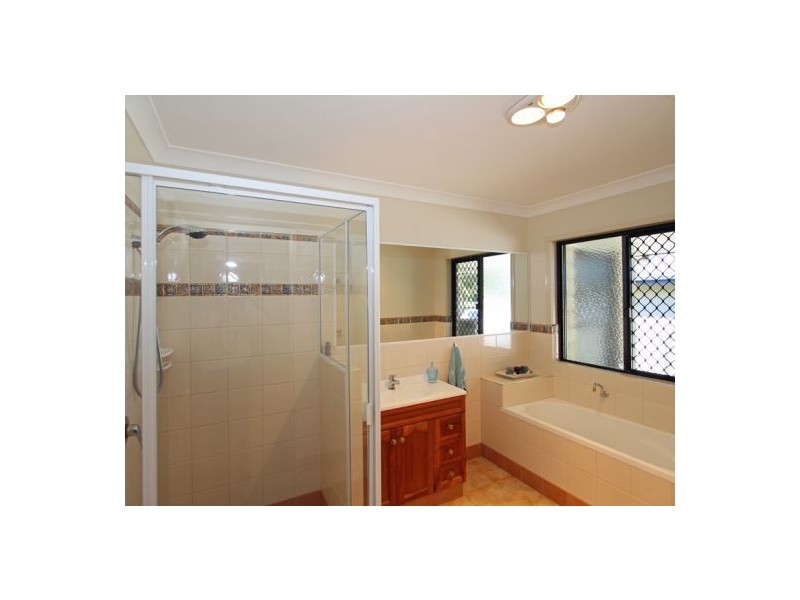 12-14 Foxwood Court, Dundowran Beach QLD 4655