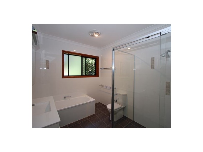 14 Flora Court, Dundowran Beach QLD 4655