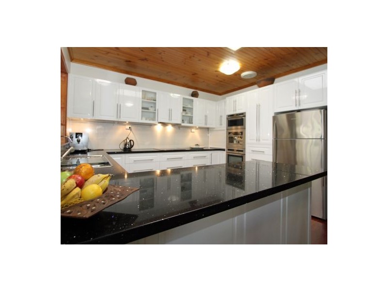 14 Flora Court, Dundowran Beach QLD 4655