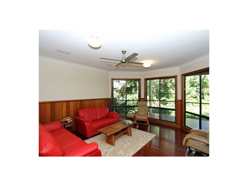 14 Flora Court, Dundowran Beach QLD 4655