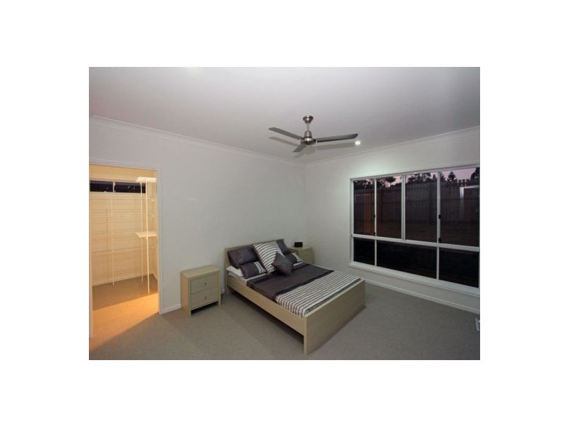 7 Morgan Circuit, Urraween QLD 4655