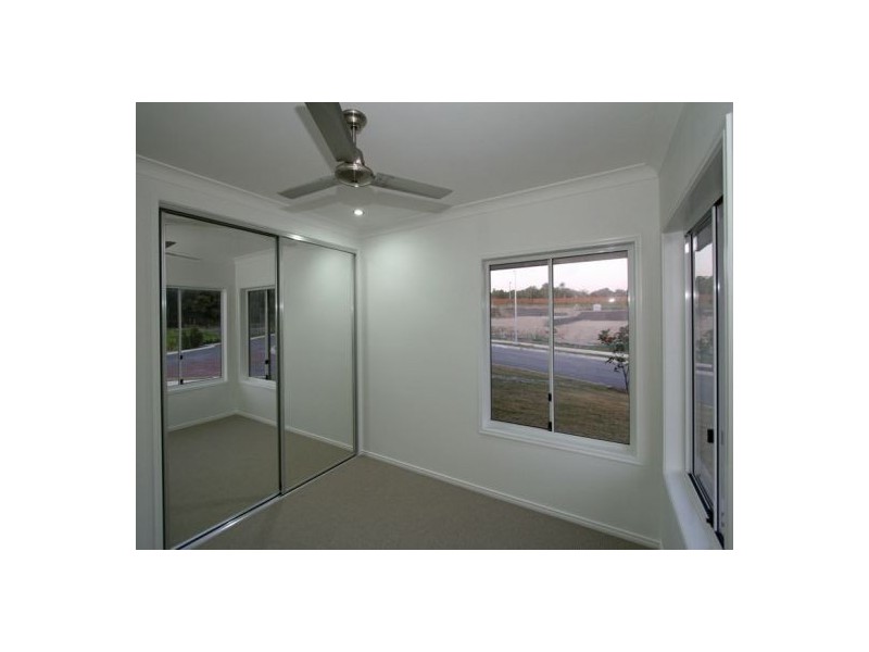 7 Morgan Circuit, Urraween QLD 4655