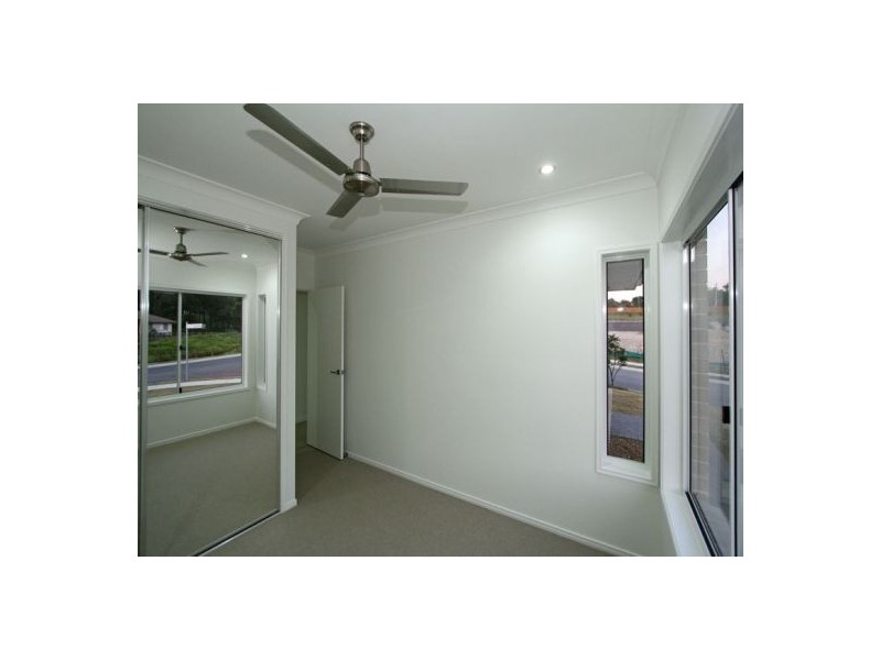 7 Morgan Circuit, Urraween QLD 4655