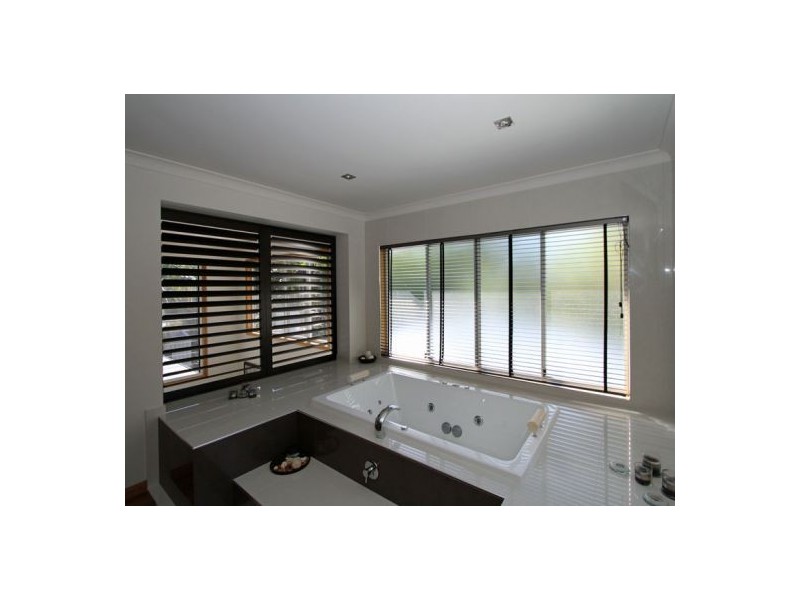 20-22 Foxwood Court, Dundowran Beach QLD 4655