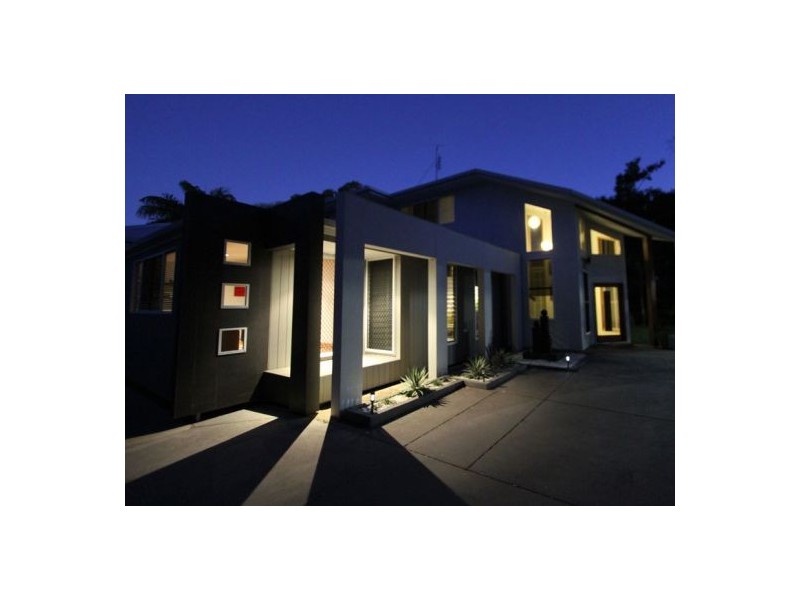 20-22 Foxwood Court, Dundowran Beach QLD 4655