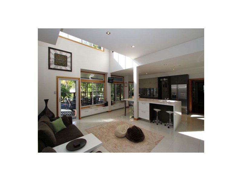 20-22 Foxwood Court, Dundowran Beach QLD 4655