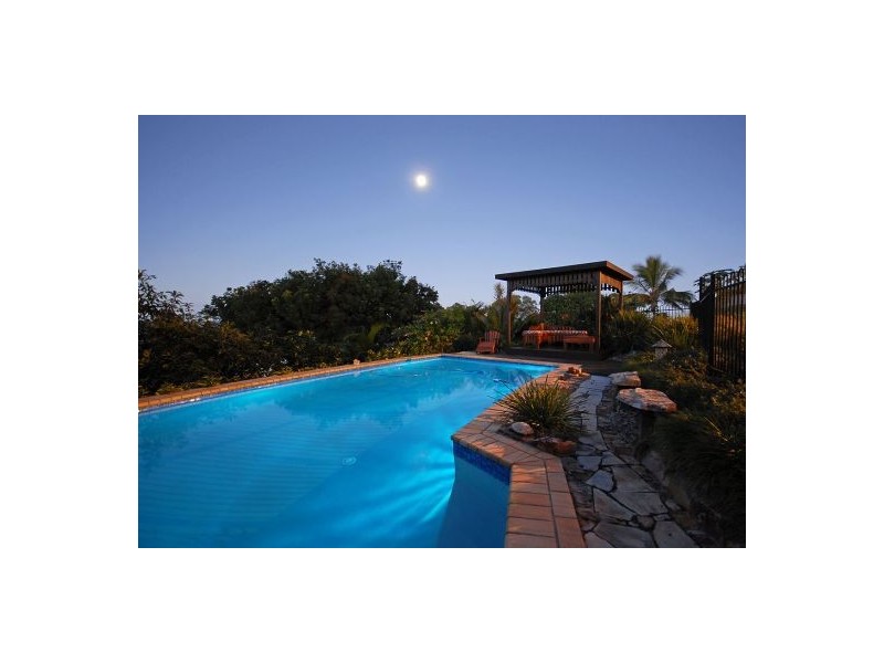 9 Cove Boulevard, River Heads QLD 4655