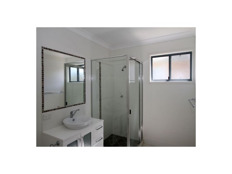 195 Esplanade, Point Vernon QLD 4655