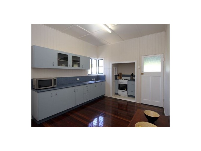 195 Esplanade, Point Vernon QLD 4655