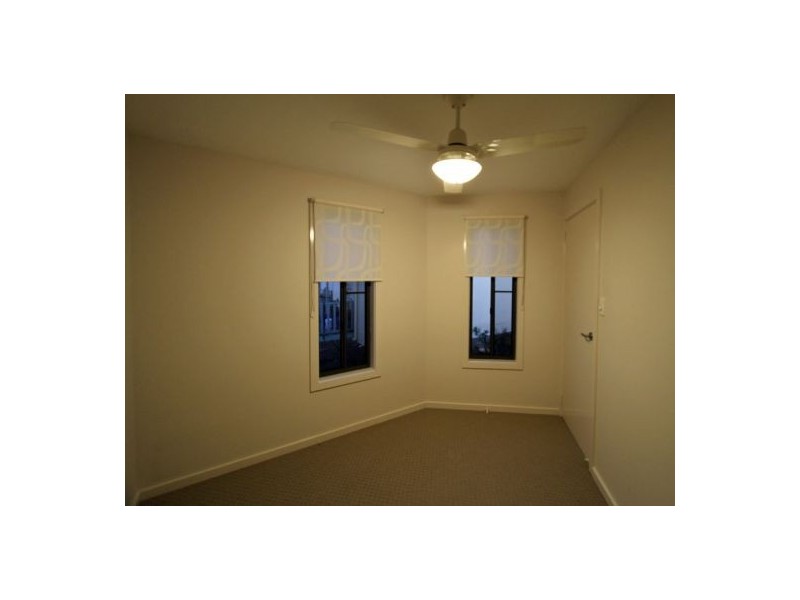15a Jensen Drive, Urraween QLD 4655