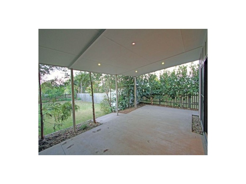15a Jensen Drive, Urraween QLD 4655