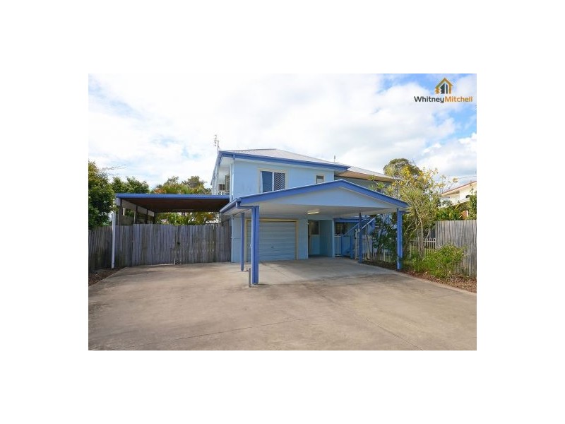 34 Edward St, Urangan QLD 4655