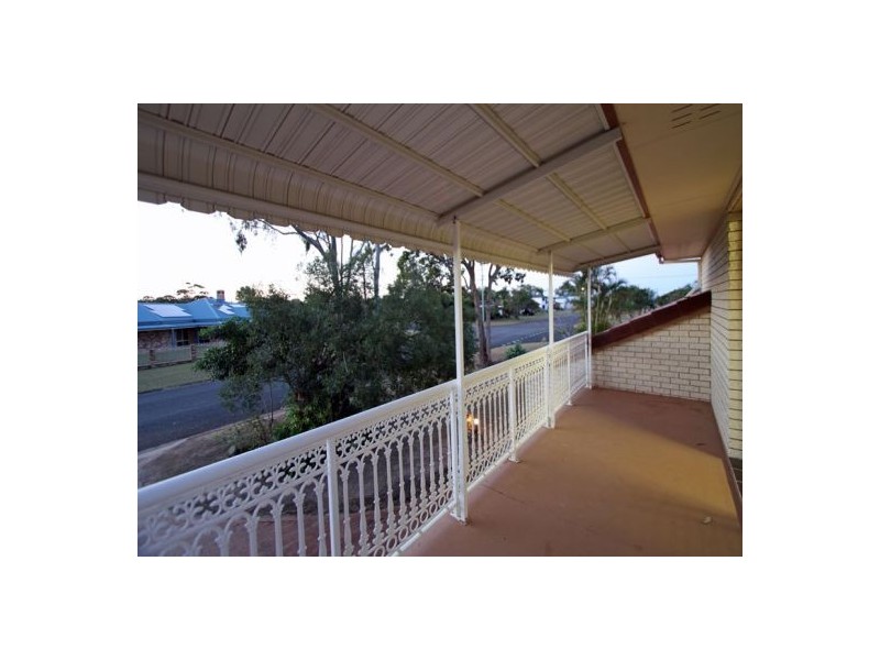 41 Helsham St, Point Vernon QLD 4655