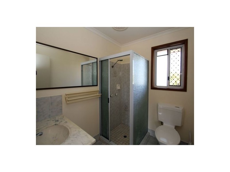 41 Helsham St, Point Vernon QLD 4655