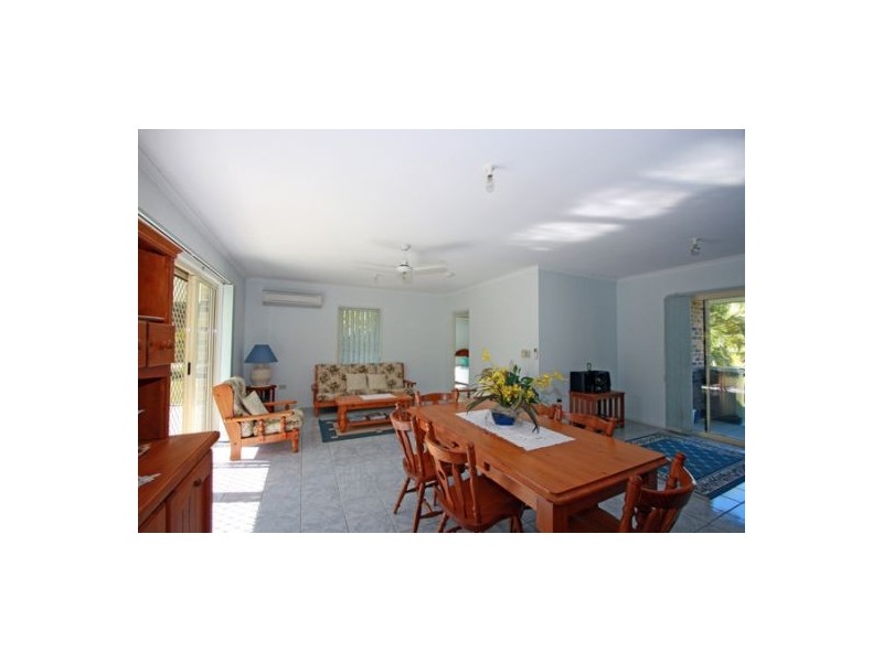 35 Orchid Avenue, Urangan QLD 4655