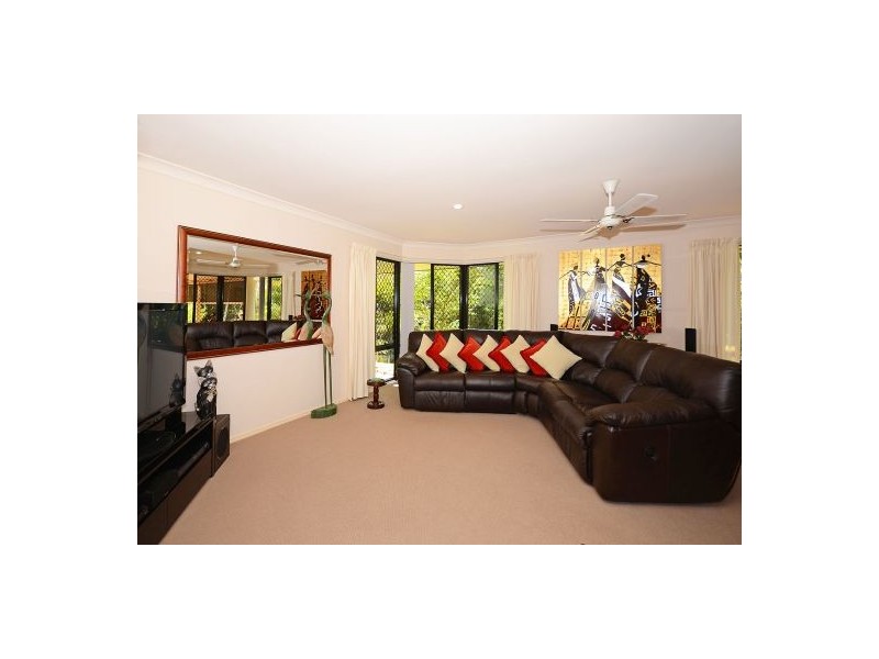 32 Sempfs Road, Dundowran Beach QLD 4655