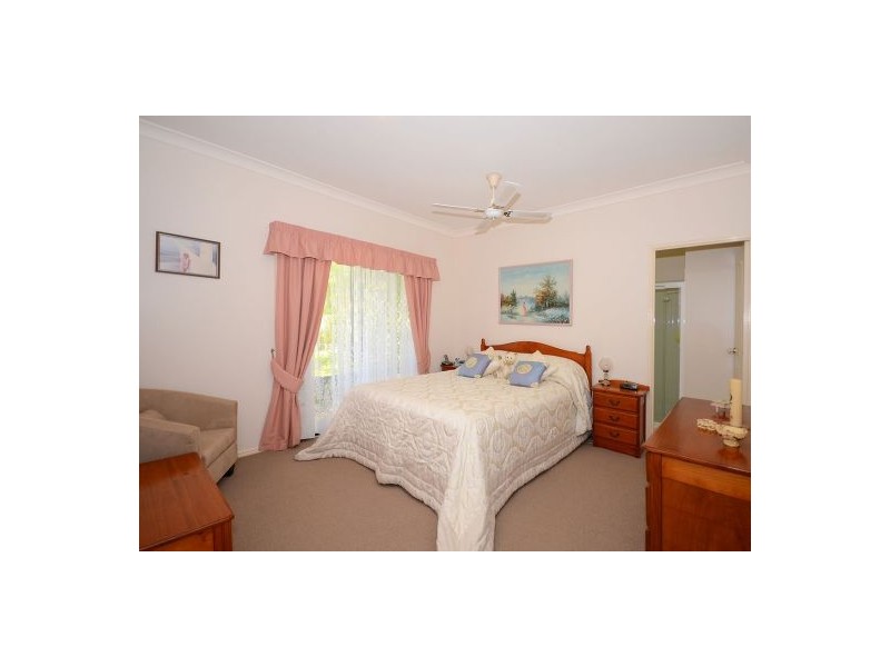 32 Sempfs Road, Dundowran Beach QLD 4655