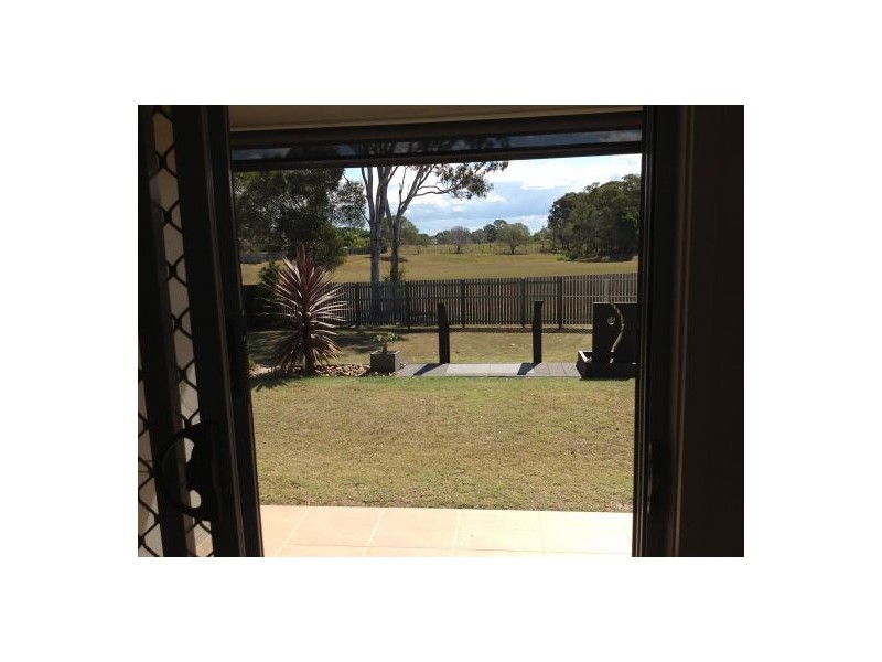 2/62 St Joseph Drive, Urraween QLD 4655