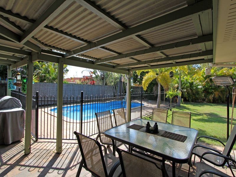 8 Andrea Court, Kawungan QLD 4655