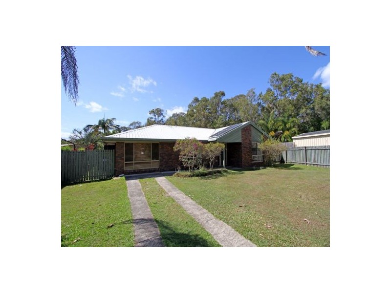 8 Andrea Court, Kawungan QLD 4655