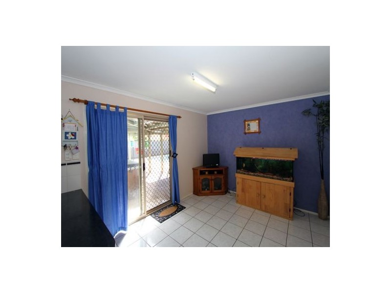 8 Andrea Court, Kawungan QLD 4655