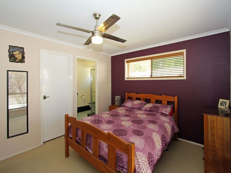 8 Andrea Court, Kawungan QLD 4655