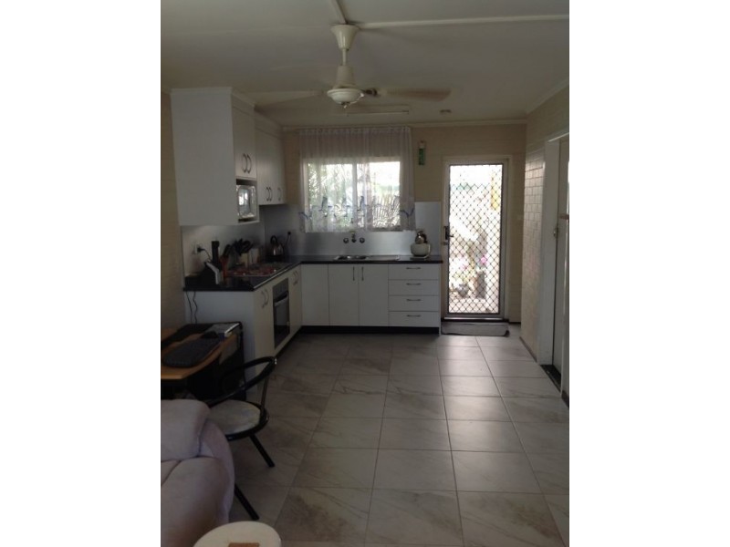 1/5 Mckean Road, Scarness QLD 4655