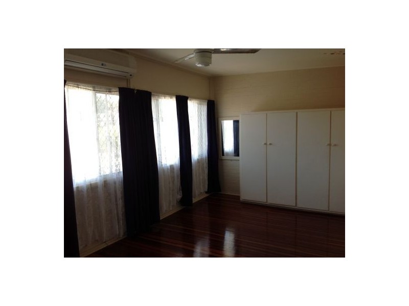 1/5 Mckean Road, Scarness QLD 4655