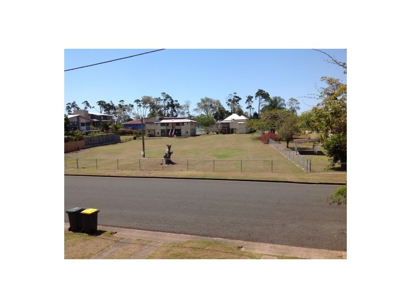 1/5 Mckean Road, Scarness QLD 4655