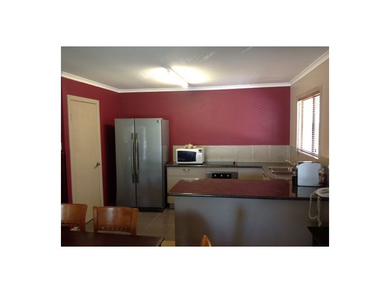 25 Leslie Lane, Scarness QLD 4655