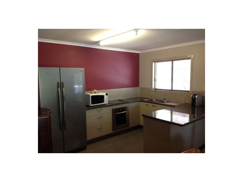 25 Leslie Lane, Scarness QLD 4655