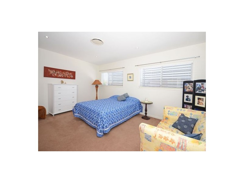 4/8 Hervey Street, Scarness QLD 4655