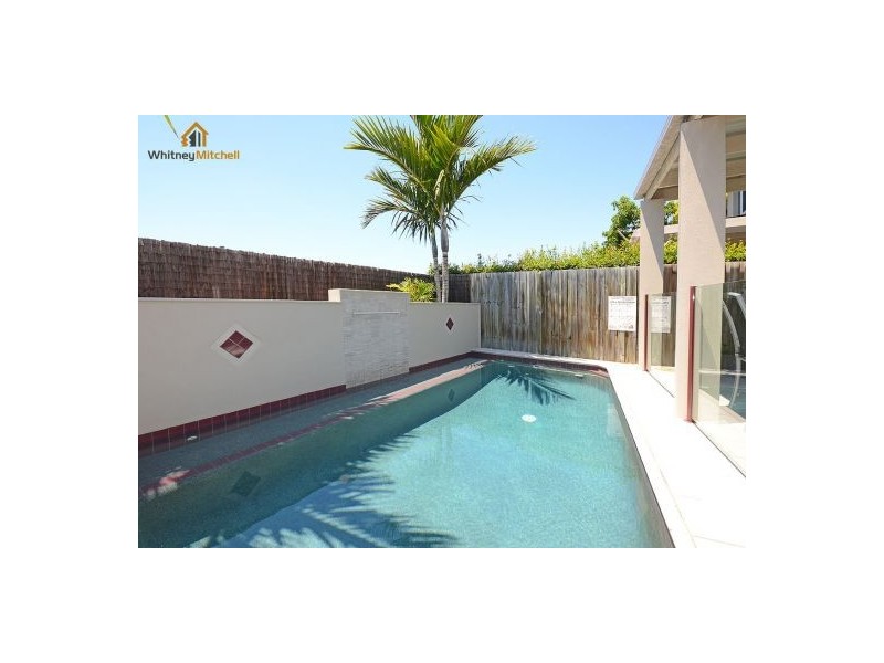 4/8 Hervey Street, Scarness QLD 4655