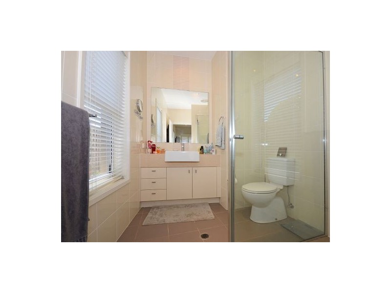 4/8 Hervey Street, Scarness QLD 4655