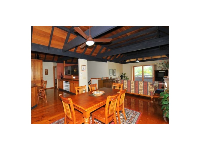 18 Ries Road, Toogoom QLD 4655