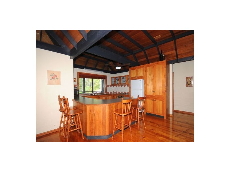 18 Ries Road, Toogoom QLD 4655